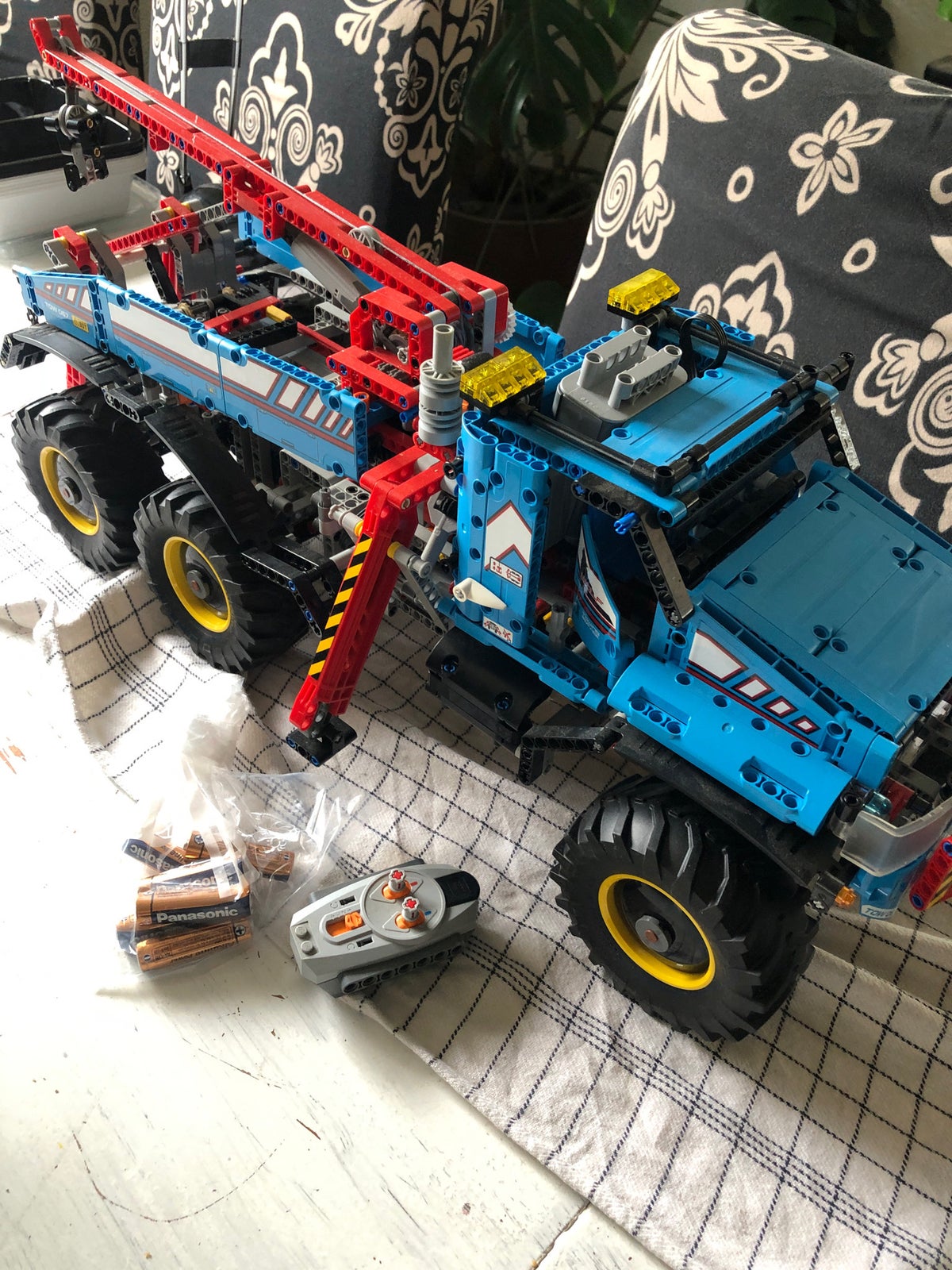 Latterlig blæse hul Formode Lego Technic, 42070 – dba.dk – Køb og Salg af Nyt og Brugt