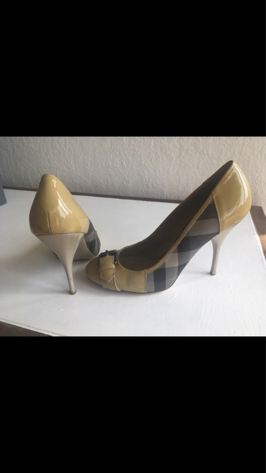 Pumps, str. 39,5, Burberry