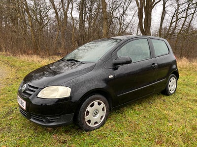 VW Fox, 1,2, Benzin, 2005, km 284000, sort, klimaanlæg, ABS, airbag, 3-dørs, centrallås, service ok,