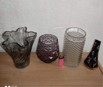Glas, 12 Forskel vase, skål, fad & porcelæn, AA, 12 Forskellige glas & porcelæn - brugt
Alle 60kr
Ka