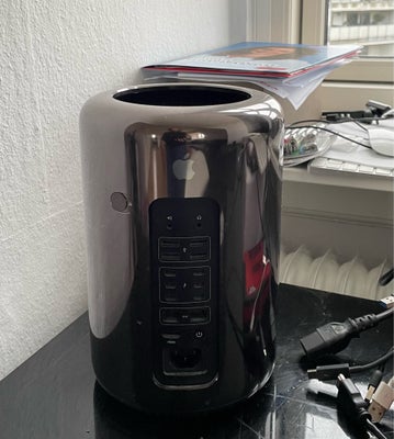 Mac Pro, Mac Pro (Late 2013), 3,5 GHz, 16 GB ram, God, Fin Mac Pro sælges til kun 2900 kr.