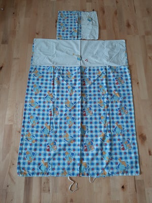 Sengetøj, Peter Plys, Pæn og velholdt Peter Plys sengetøj med målene: Pudebetræk 36x42 cm
Dynebetræk