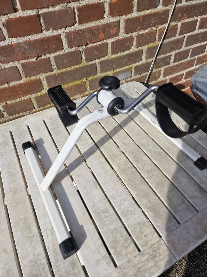 Hometrainer, Pedaltræner