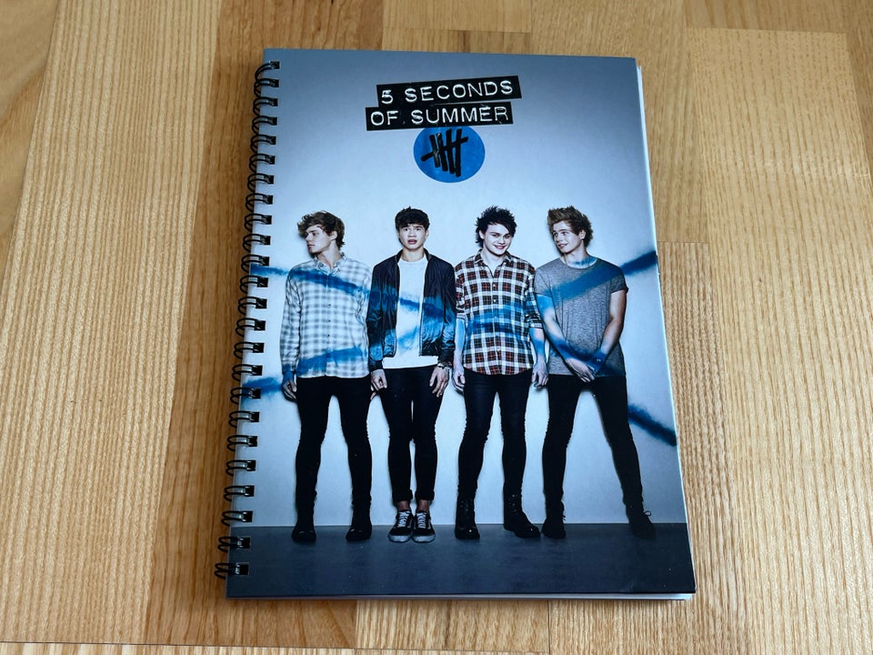 5SOS 5 Seconds of Summer Debut USA Deluxe CD