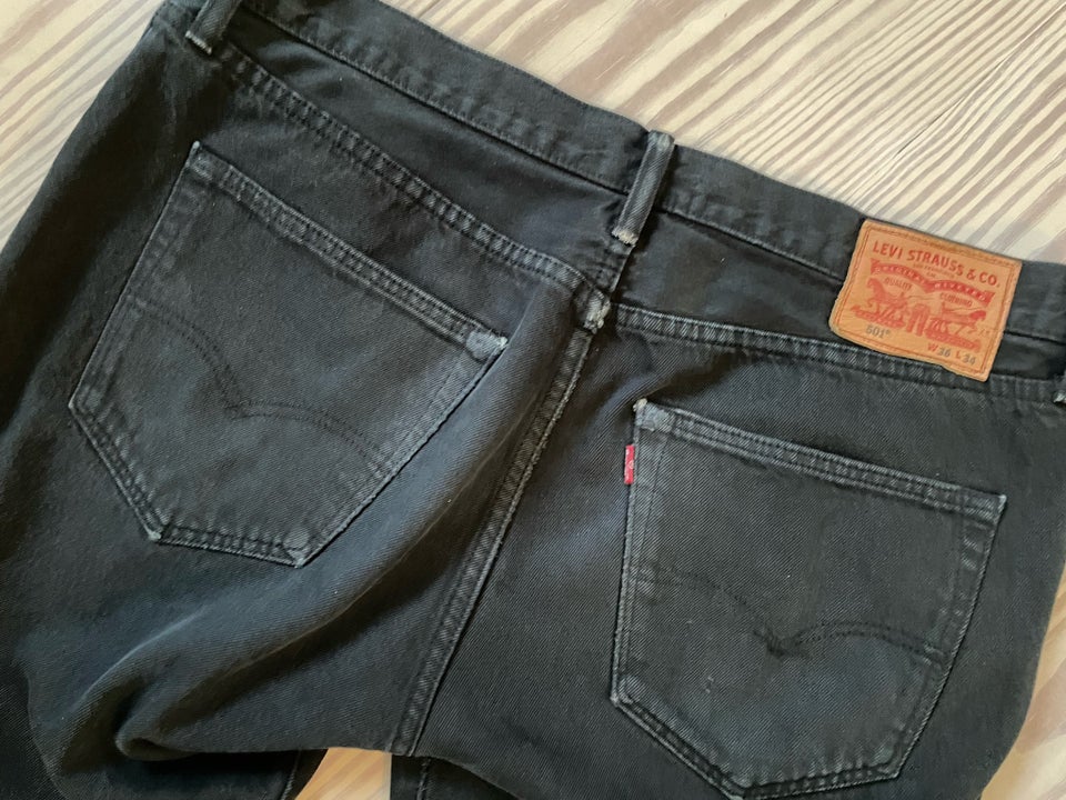 Jeans, Levis, str. 52