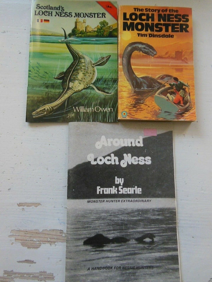 Loch Ness Bogsamling, Bogsamling