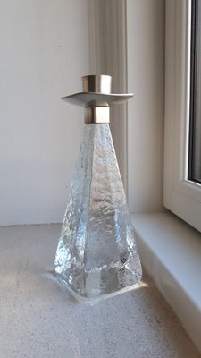 Glas, Lysestage Skulptur, Pyramidal Glaspuster skulptur, Autospørgsmål: Er varen stadig til salg? Sv