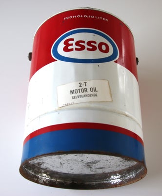 Dåser, Esso, Esso 10 liters dunk. Har været anvendt til 2 takts olie.
I god stand. Kan sendes
