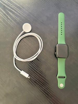 Smartwatch, Apple, Apple Watch 7-series (A2474 - 45mm)

Jeg købte uret, men fik det aldrig brugt mer