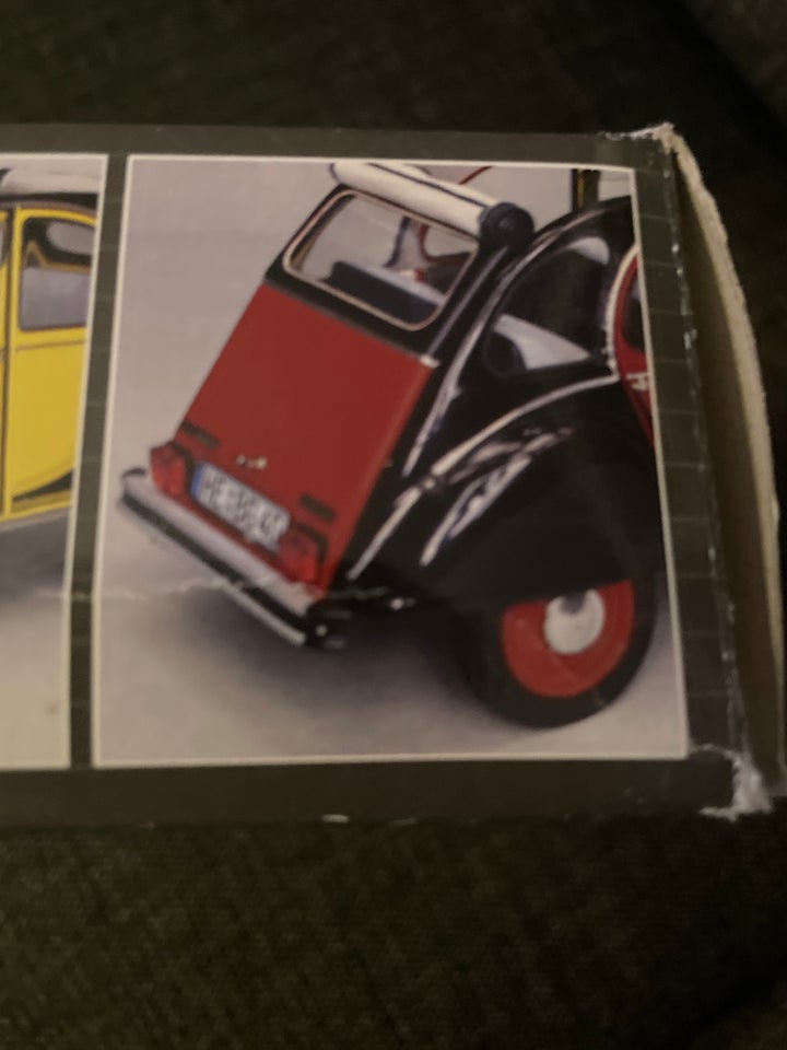 Byggesæt, Revell Citroën 2CV Charleston, skala 1/24