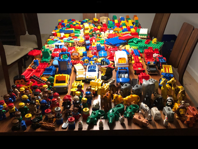 Lego Duplo, Blandet Duplo, Kæmpe DUPLO-samling med over 500 dele sælges, der inkluderer over 30 sæt: