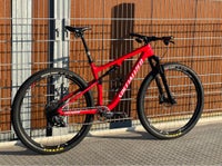 Specialized Epic comp , full suspension, L tommer