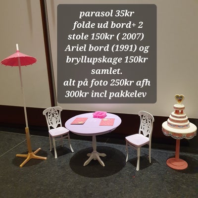 Barbie, Retro vintage  møbler fra 1991, parasol 35kr
folde ud bord+ 2 stole 150kr ( 2007) 
Ariel bor