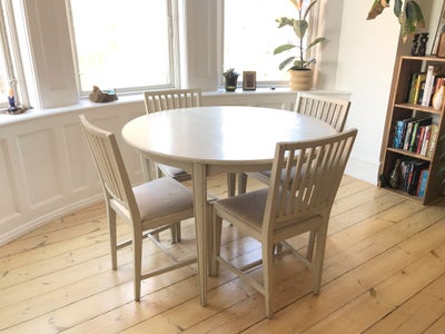 Spisebord m/stole, Træ, Ukendt , b: 110 l: 110, Update: interesseret køber har meldt sig. Skriv kun 