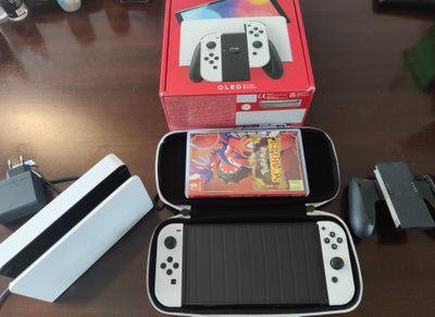 Nintendo Switch, OLED, Perfekt, Der medfølger taske til konsollen, Pokemon Scarlet spil og glas besk