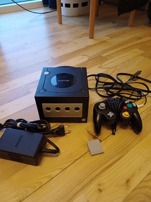 Nintendo Gamecube, God, Sort GameCube konsol med alt tilbehør du behøver for at komme i gang, inklus