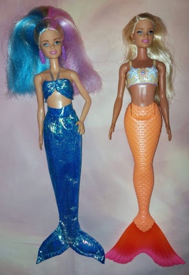 Barbie, 2 Søde havfrue Barbie dukker, 2 flotte havfruer. Den med blond hår er som ny. :) 

Tjek også