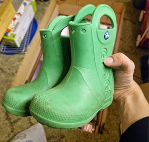 Find Crocs i Børnesko -støvler - Gummistøvler - Køb på DBA