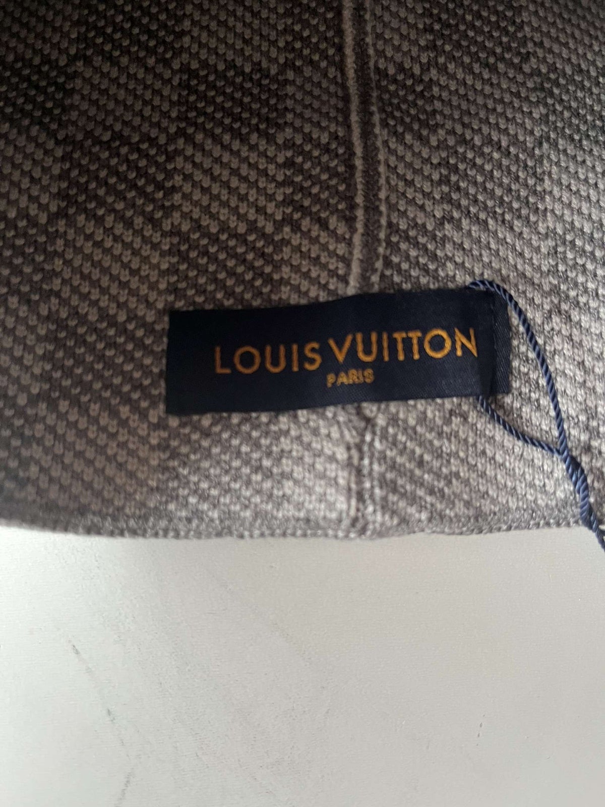 Hue, Louis Vuitton , str. One sized