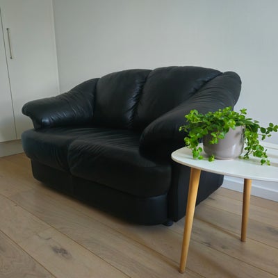 Sofa, læder, 2 pers., Comfy leather couch, perfect for two persons. Great condition and ideal for lo