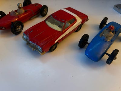 3 stk modelbiler fra 50’erne og 60erne, De to ELRaverbiler er fra Garera racerbanerne fra den berømt