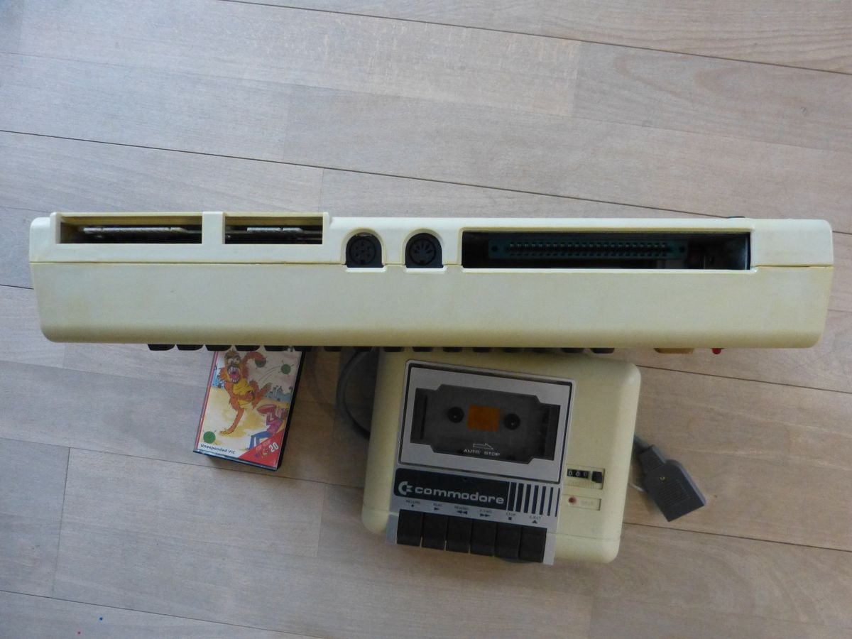Commodore VIC 20, spillekonsol, Defekt