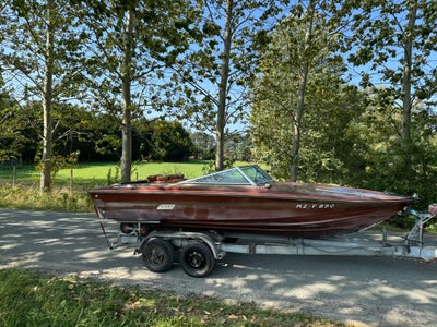 VIP, Speedbåd, årg. 1979, 17 fod, Smuk vintage båd (uden motor) på trailer sælges.

Guldglimmer i la