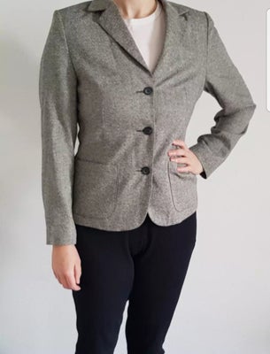 Blazer, str. 40, KappAhl,  Grå,  God men brugt, Skøn blazer som jeg må indse at jeg ikke får brugt.

