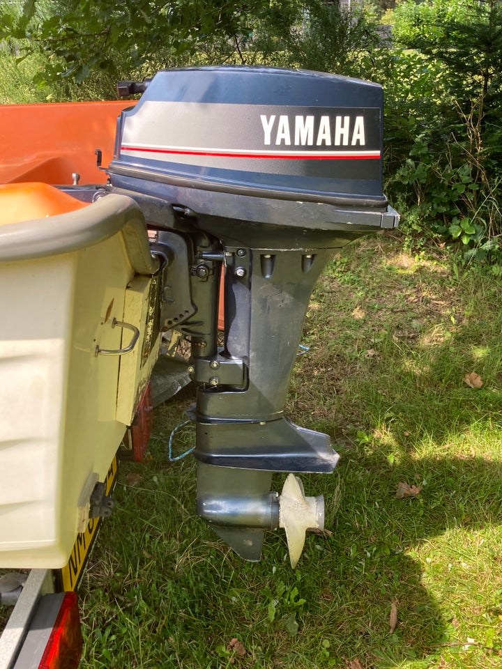 Askeladen 14 fod, vindskærm, 15hk.Yamaha, trailer