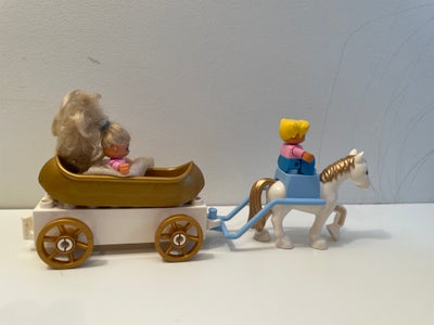 Lego Duplo, Piger med hestevogn og guldkano (94)
Fra hjem uden røg. Jeg sender for købers regning ve