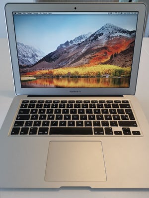 MacBook Air, 13", Mid 2011, Intel Core i5 1.7 GHz, 4 GB ram, 60 GB harddisk, God, Batteriet holder o