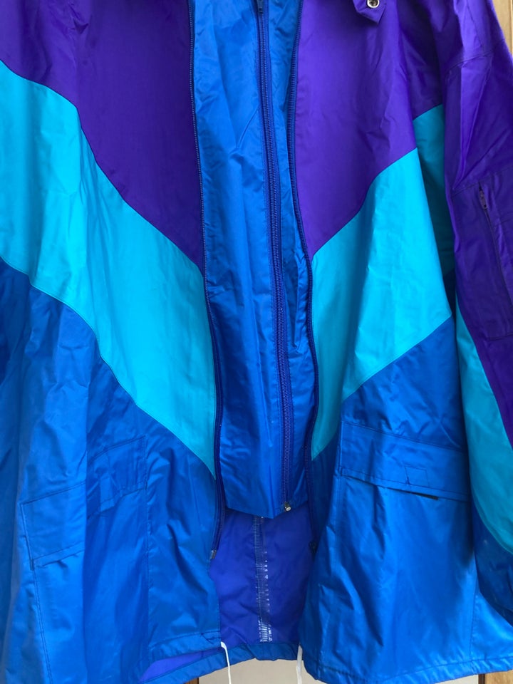 Windbreaker, str. 40, Ukendt