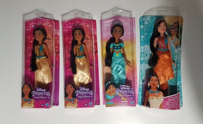 Barbie, Disney prinsesse dukker i æske, Disney prinsesse dukker i æske 

Jasmin / Aladdin blå 
Pocah