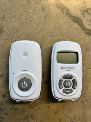 Babyalarm, Alarm, Motorola, Vær i kontakt med din baby med Motorola AM24 babyalarmen 760310. Den har