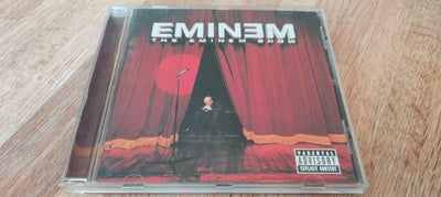 Eminem: The Eminem Show, hiphop, Fra 2002.
Indeholder følgende 20 numre:
1 Curtains Up (Skit) (0:29)
