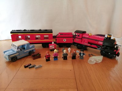 Lego Harry Potter, 4841 Hogwart's Express, Hogwarts lyntog.
Spændende lyntog med lokomotiv og 2 vogn