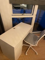 Skrivebord, IKEA, b: 105 d: 50 h: 75