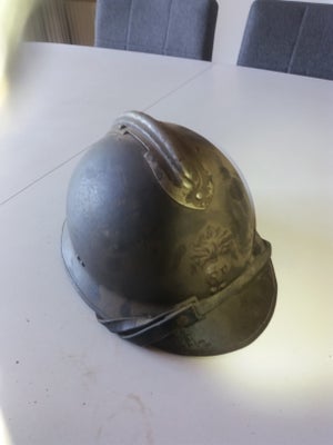 Militær, Stålhjelm, Original fransk hjelm fra 2. Verdenskrig. Komplet. Pris idé