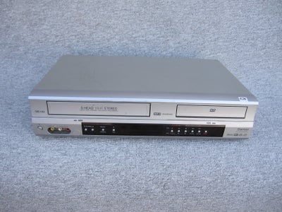 VHS videomaskine, Dantax, DV-104, God, - Combi,
- DVD-afspiller / VHS-video,
- 6 Head,
- HiFi stereo