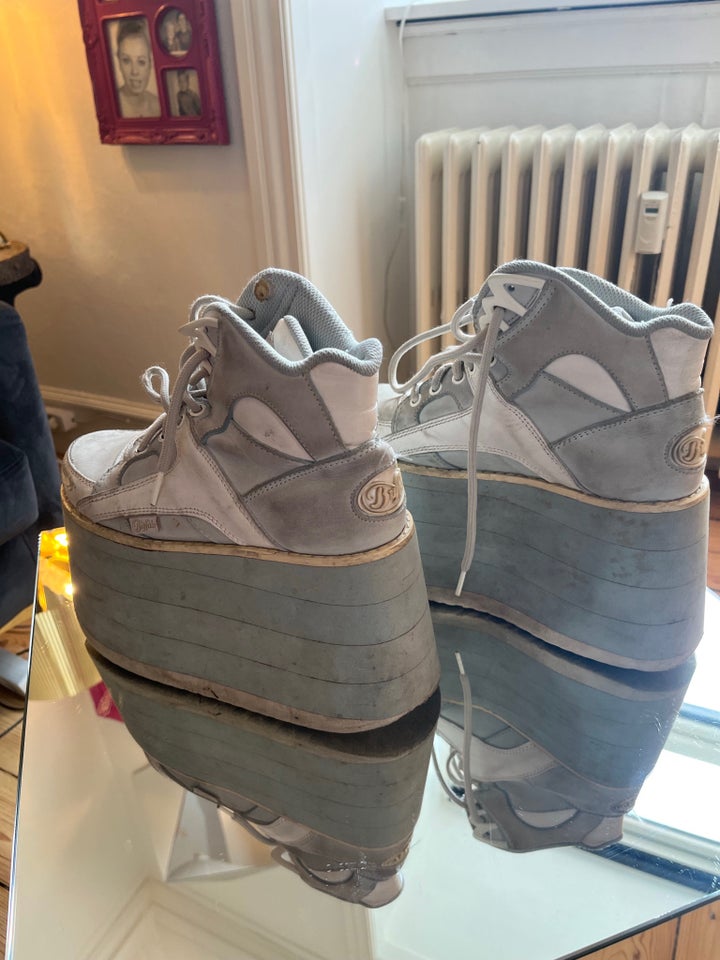 Sneakers, 37, Buffalo – dba.dk – Køb og Salg af Nyt og Brugt