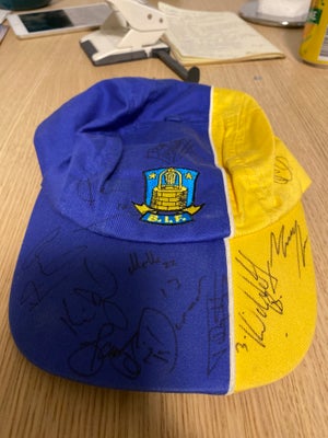 Autografer, Brøndby Kasket - Dba.dk - Køb Og Salg Af Nyt Og Brugt