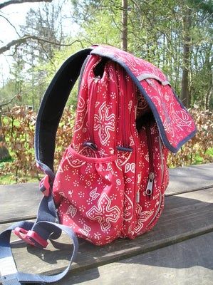 Skoletaske, Ticket-to-heaven, sød rød og rummelig kvalitets skoletaske m rød/blomster og gymnastikpo