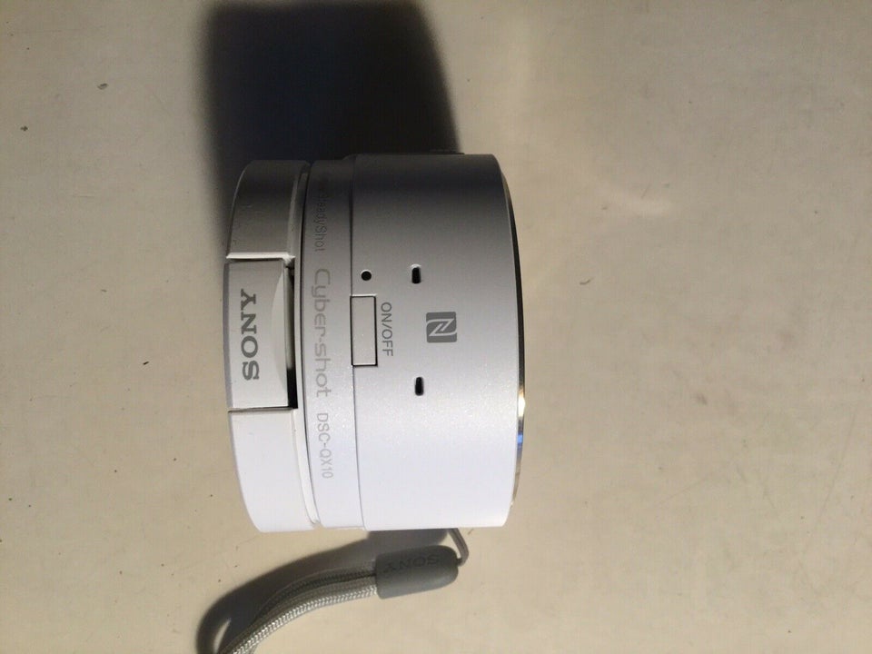 Sony, Cyber-shot Digital Still Camera, 18,2 megapixels