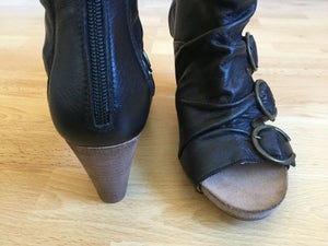 | DBA - damesko og støvler