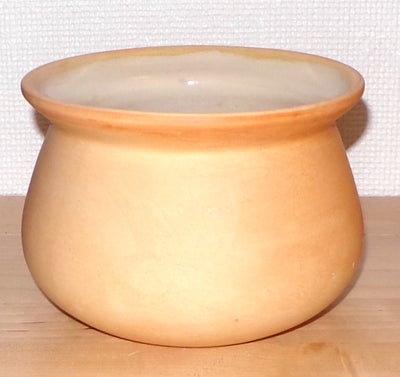 Urtepotteskjuler, Urtepotter, Rund, beige/gul keramik urtepotte.

Indre diameter: 10,5 cm.
Ydre diam