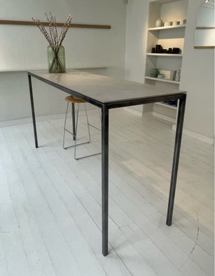 Højt spisebord / barbord / konsolbord, RN Design, Lækkert højt bord fra RN Design.
Lavet i Danmark i