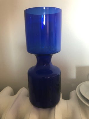 Glas, Vase , Holmegaard, Timeglas vase blå, 
af Per Lutken 
Holmegaard 
H 21,2 cm
D 8 cm
I perfekt s