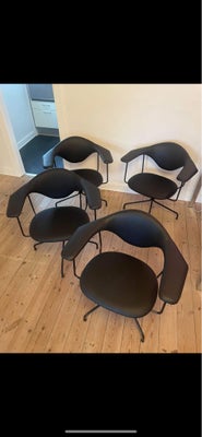GUBI, stol, 4800,- pr. Styk 

Alle 4 stk. 16000.- kr.
Ingen slid perfekt stand.

https://andlight.dk