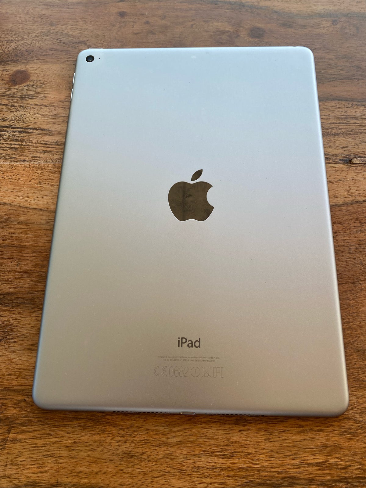 iPad Air 2, 128 GB, sort