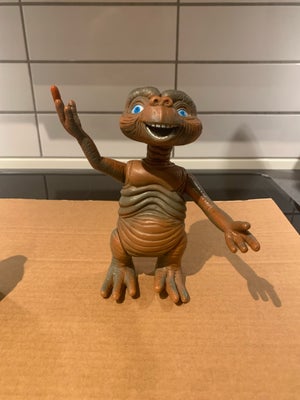 Legetøj, ET, E.T 

Sjælden ET-figur på 19 cm sælges for 700kr